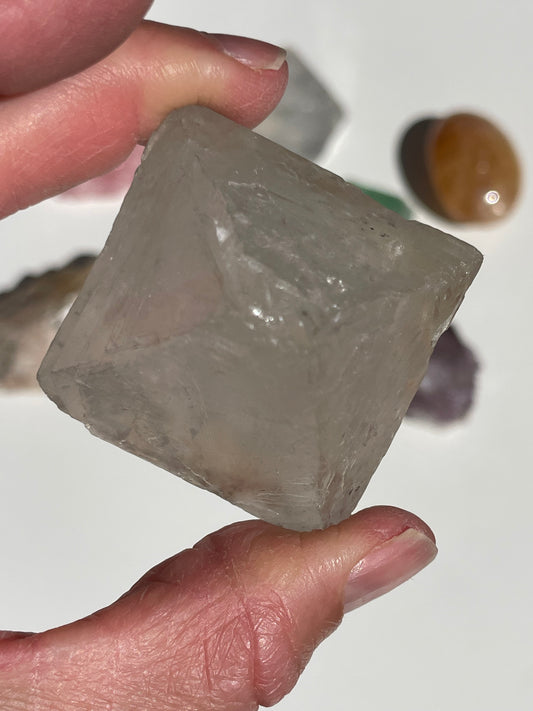 Fluorite bi-pyramidale n*4
